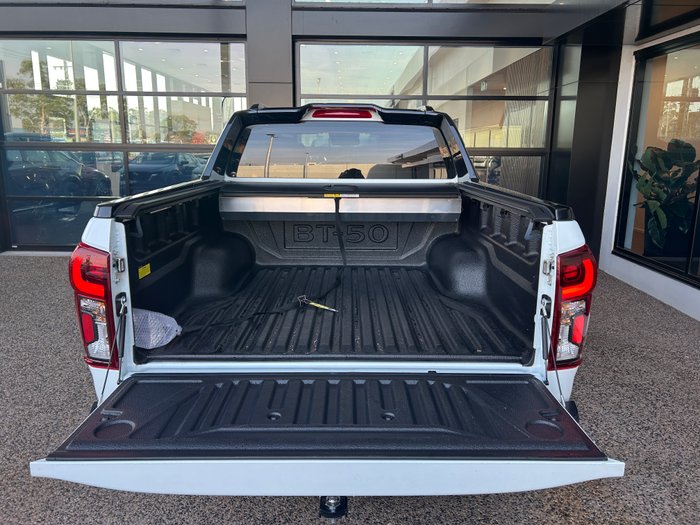 2025 Mazda BT-50 SP