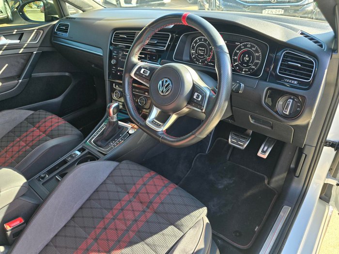 2020 Volkswagen Golf GTI TCR