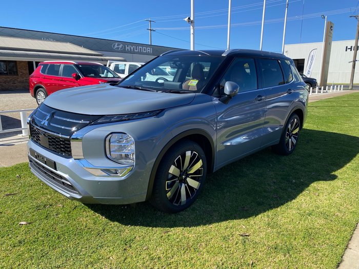 2025 MITSUBISHI Outlander EXCEED TOURER