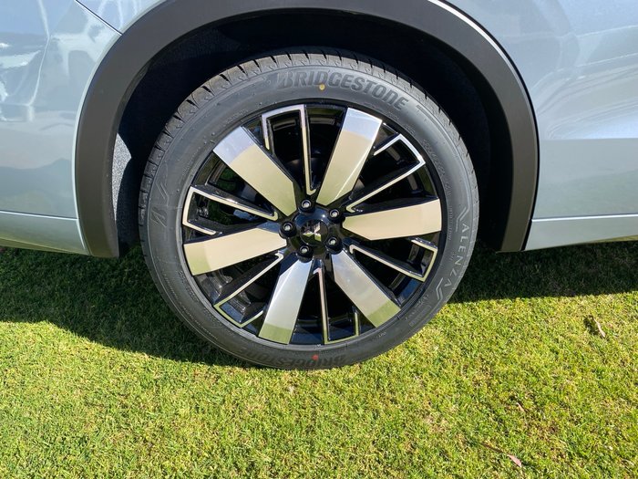 2025 MITSUBISHI Outlander EXCEED TOURER