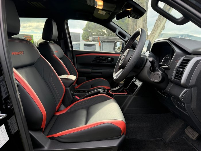 2026 NISSAN NAVARA