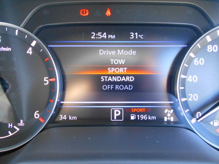 2025 NISSAN NAVARA ST-X