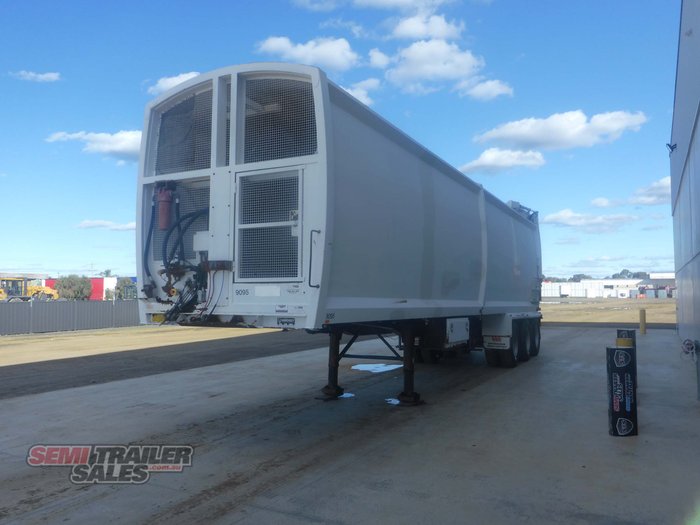 2005 Vawdrey Compactor Trailer