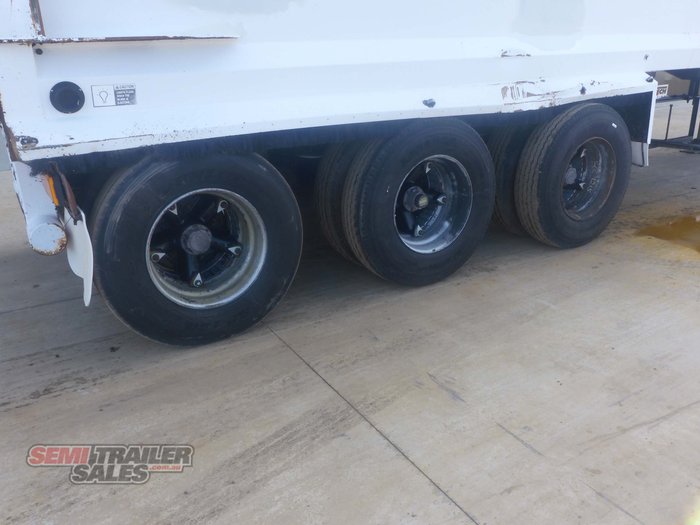 2005 Vawdrey Compactor Trailer