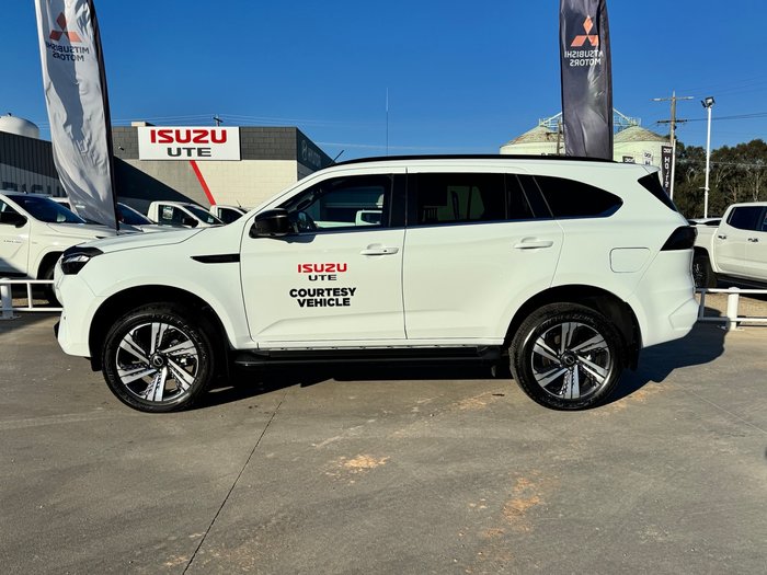 2026 ISUZU MU-X LS-T