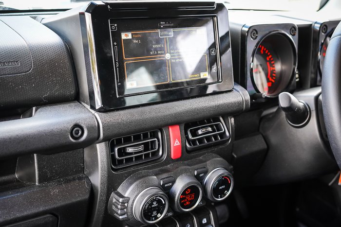 2024 SUZUKI JIMNY GLX