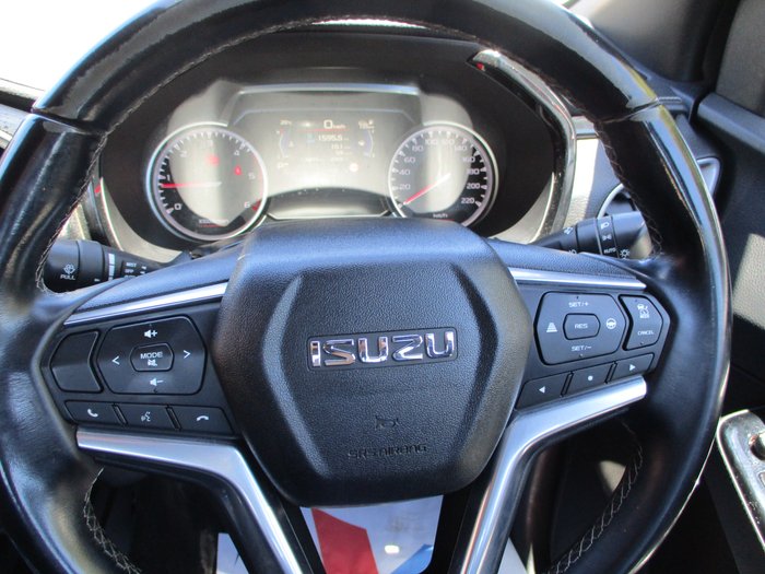 2021 Isuzu D-MAX X-TERRAIN MY21 White