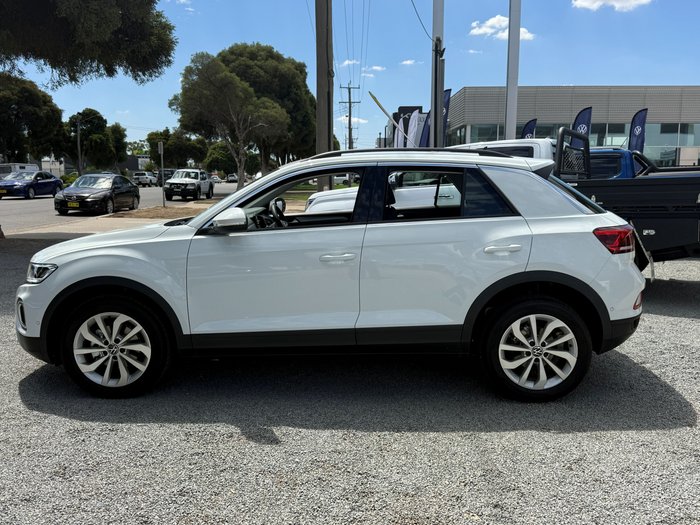 2025 VOLKSWAGEN T-ROC