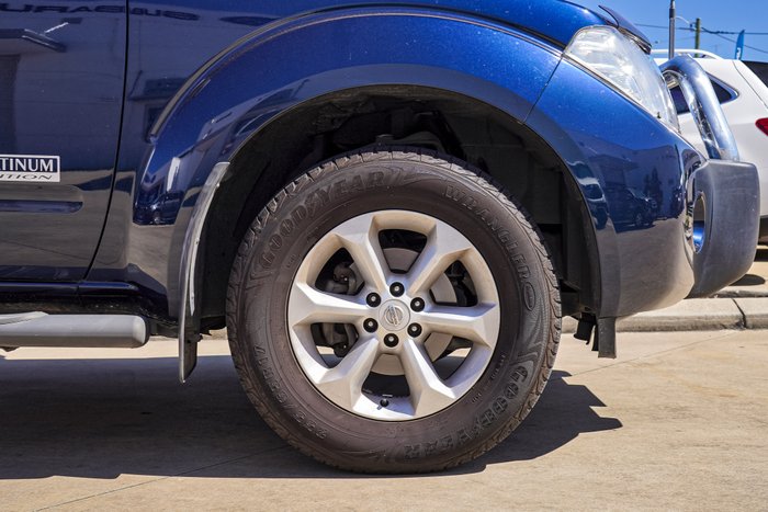 2014 Nissan Navara ST