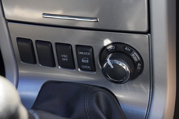 2014 Nissan Navara ST