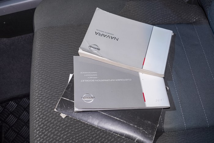 2014 Nissan Navara ST