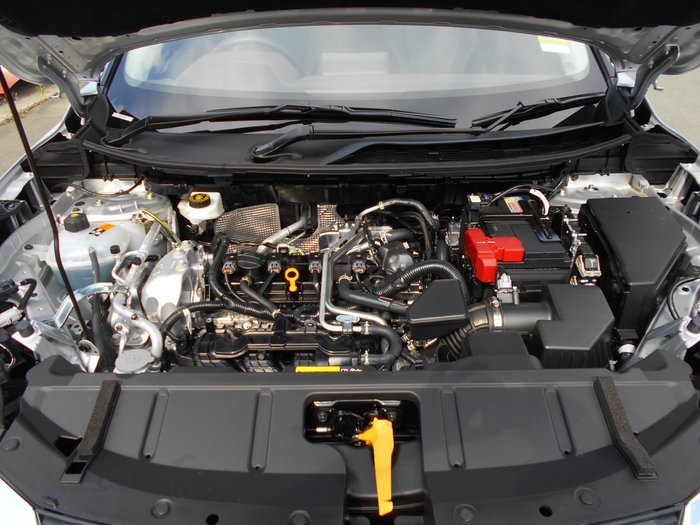 2025 Nissan X-TRAIL ST