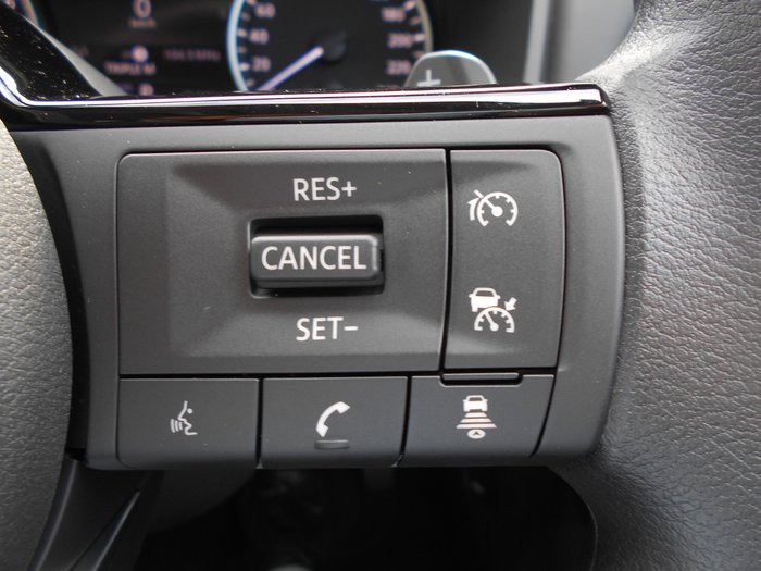 2025 Nissan X-TRAIL ST