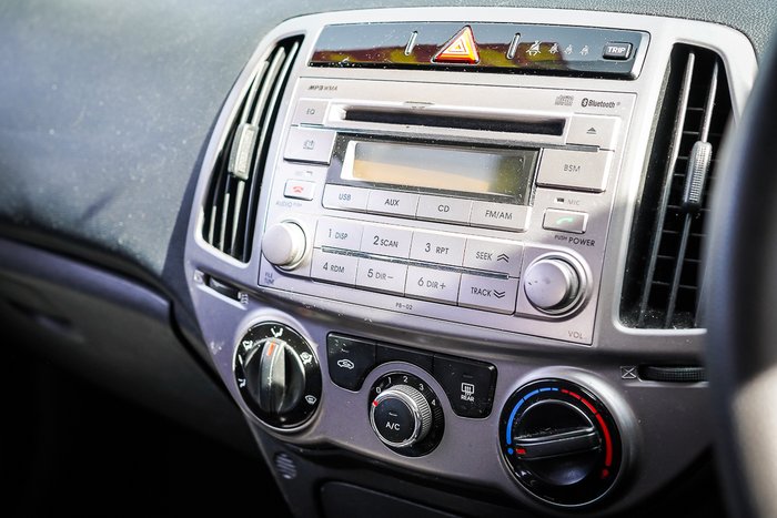 2015 HYUNDAI i20 ACTIVE
