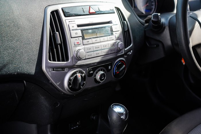 2015 HYUNDAI i20 ACTIVE