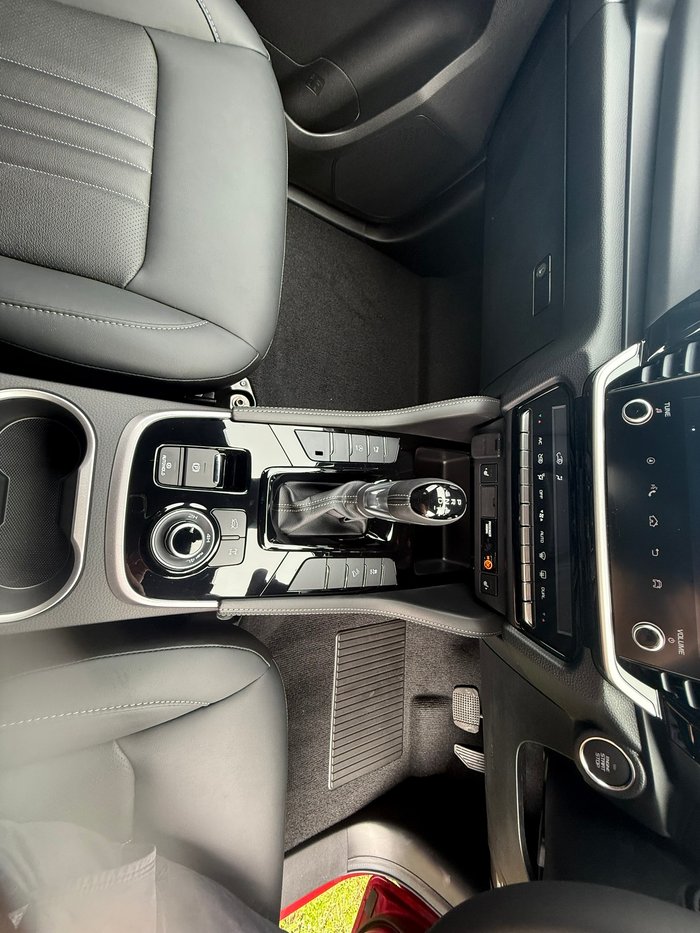 2026 Isuzu MU-X LS-T