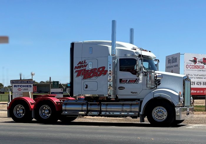 2025 KENWORTH T Series T620SAR T18 White