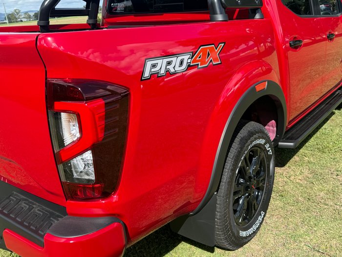 2025 NISSAN NP300 NAVARA PRO-4X