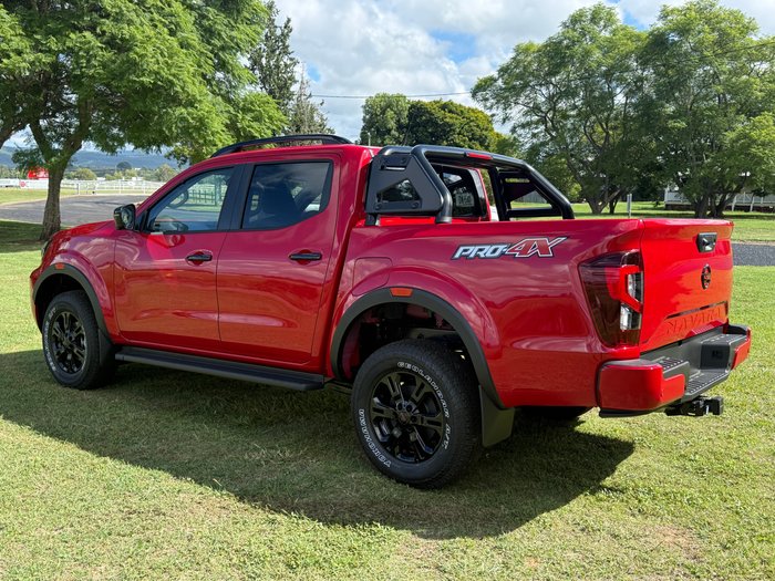 2025 NISSAN NP300 NAVARA PRO-4X