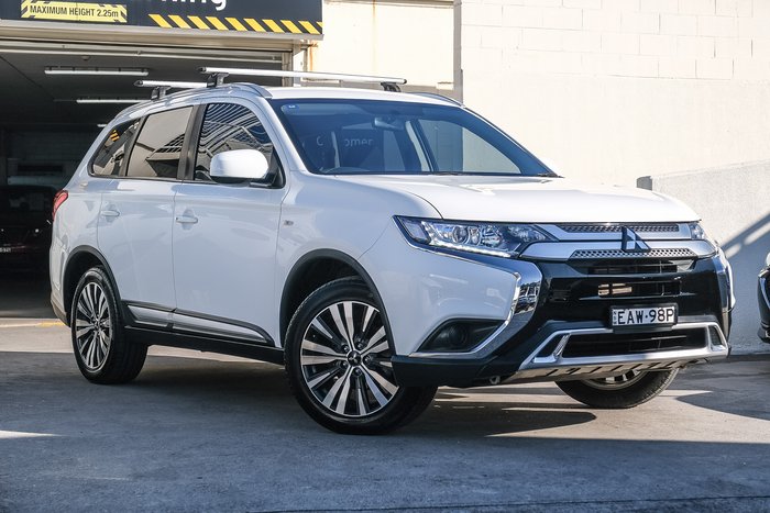 2018 Mitsubishi Outlander ES