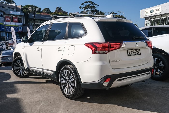 2018 Mitsubishi Outlander ES