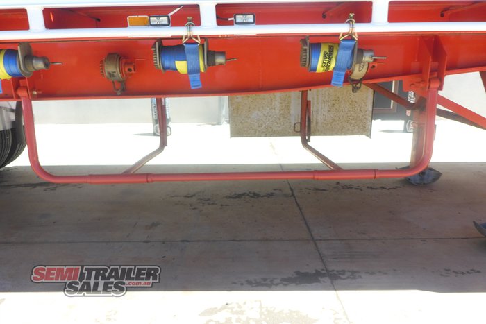 2017 Maxitrans 12 Pallet Flat Top A Trailer