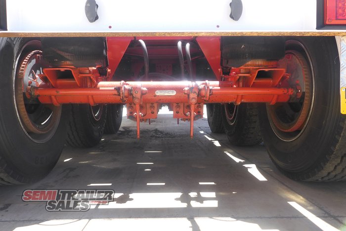 2017 Maxitrans 12 Pallet Flat Top A Trailer