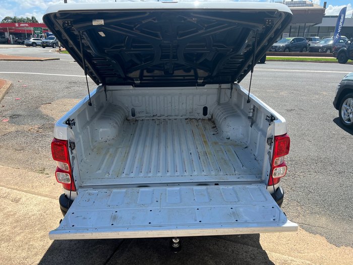 2019 HOLDEN COLORADO LS