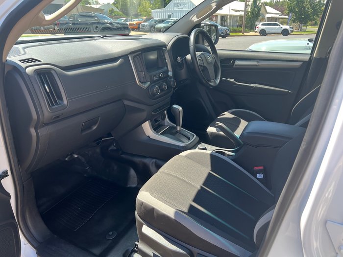 2019 HOLDEN COLORADO LS