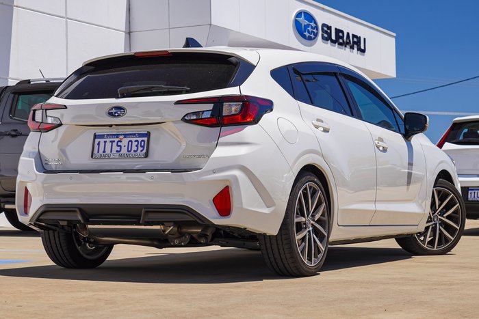 2025 Subaru Impreza 2.0R