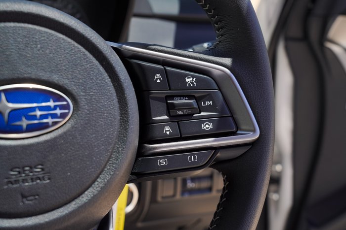 2025 Subaru Impreza 2.0R