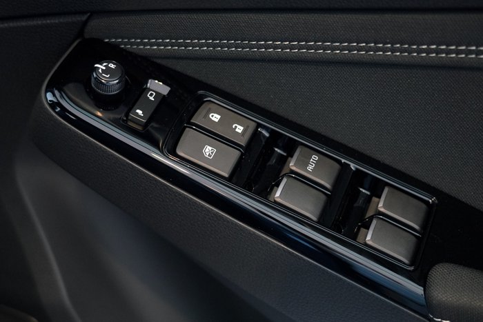 2025 Isuzu D-MAX LS-U