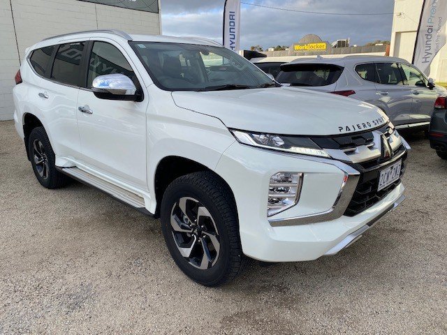 2024 MITSUBISHI Pajero Sport GLS