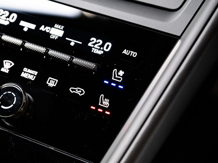 2024 Porsche Macan Turbo