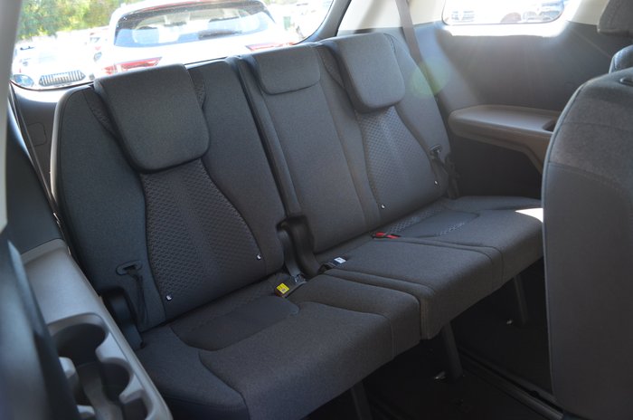 2026 Kia Carnival S