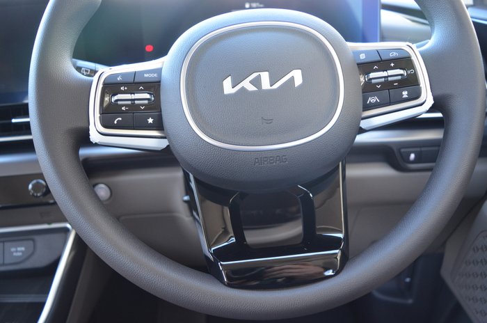 2026 Kia Carnival S