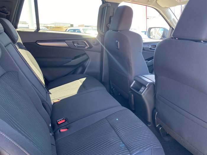 2025 ISUZU MU-X LS-U