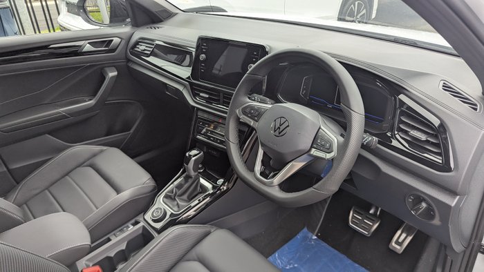 2025 VOLKSWAGEN T-ROC R-LINE