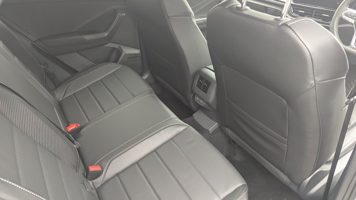 2025 VOLKSWAGEN T-ROC R-LINE