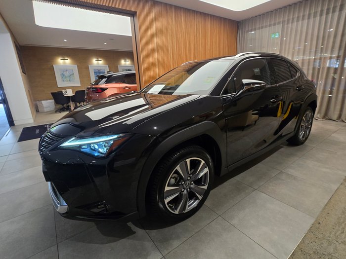 2023 Lexus UX300E Sports Luxury 71.4 kWh Li-ion batt Automatic SUV