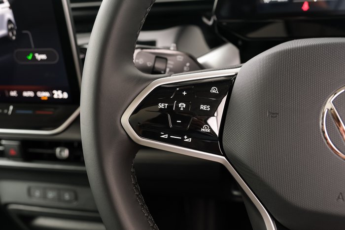 2025 Volkswagen ID. Buzz Pro BEV560