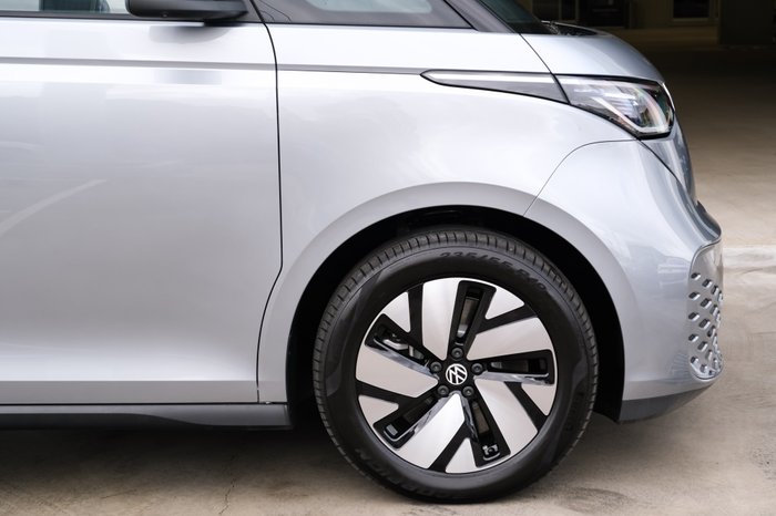 2025 Volkswagen ID. Buzz Pro BEV560