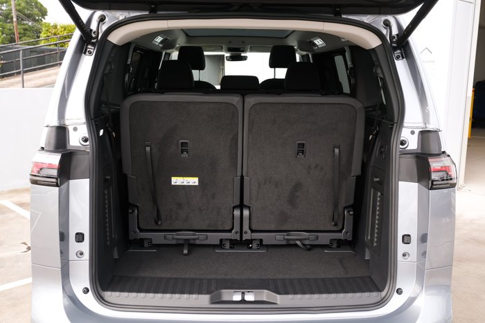 2025 Volkswagen ID. Buzz Pro BEV560