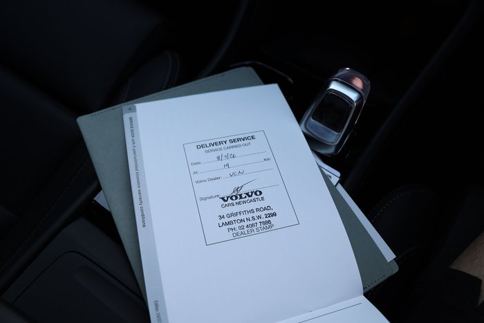2026 Volvo XC40 Ultra B4 Dark