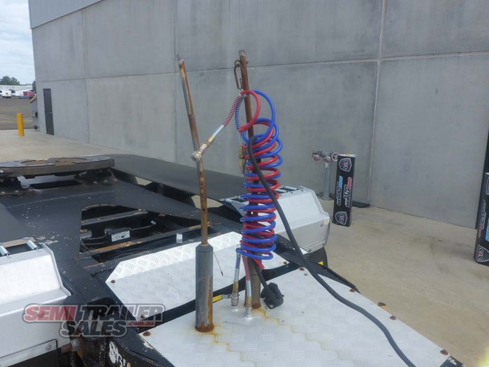 2017 PG & A Design Tri Axle Dolly