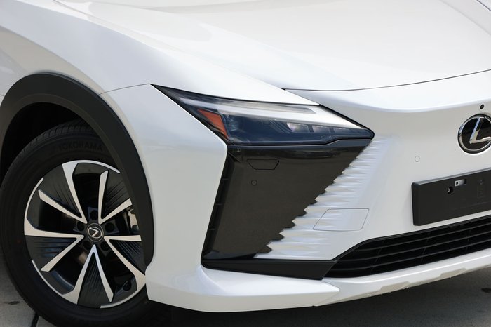 2023 Lexus RZ 450e RZ 450e Luxury EM 71.4 kWh Battery Automatic Wagon 1L24360 001