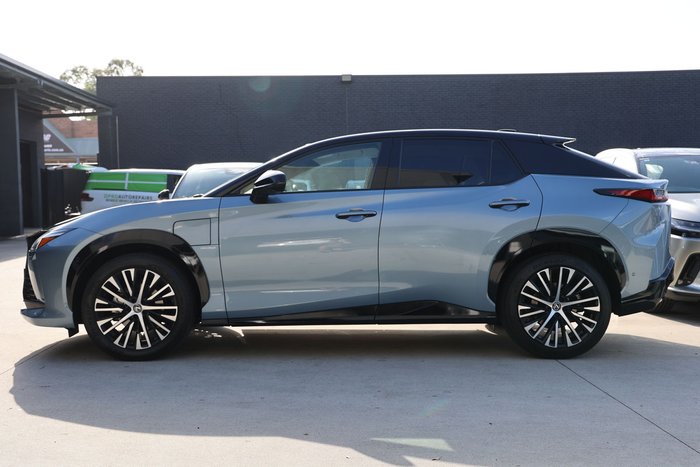 2023 Lexus RZ 450e RZ 450e Sports Luxury EM 71.4 kWh Battery Automatic Wagon 1L24370 001