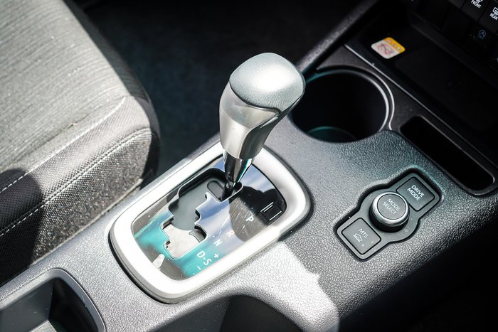 2024 Toyota HILUX SR5