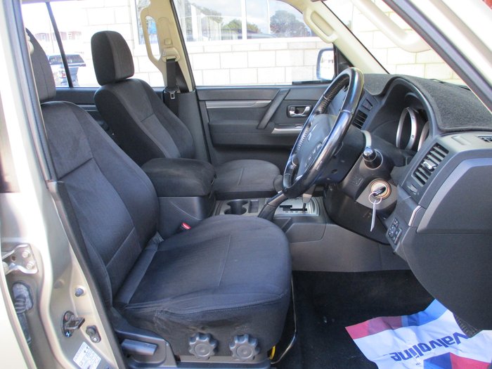 2013 Mitsubishi Pajero GLX-R NW MY13 Gold