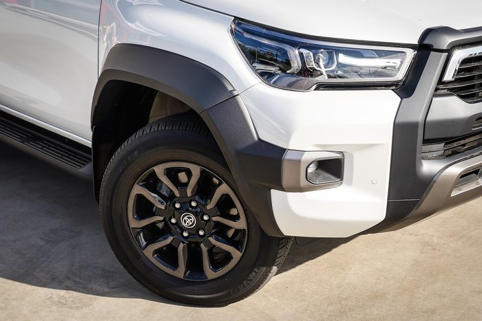 2025 Toyota HILUX